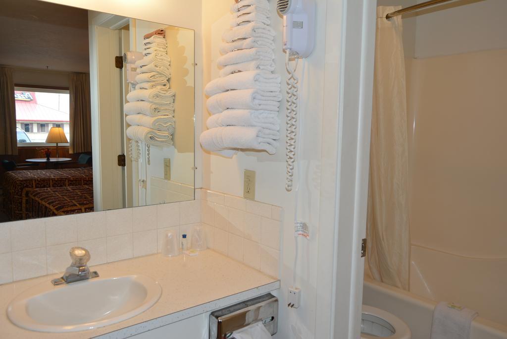 Viking Motel Lindsborg Ruang foto