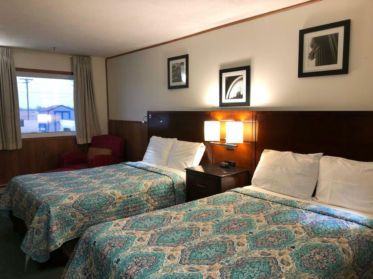 Viking Motel Lindsborg Bagian luar foto